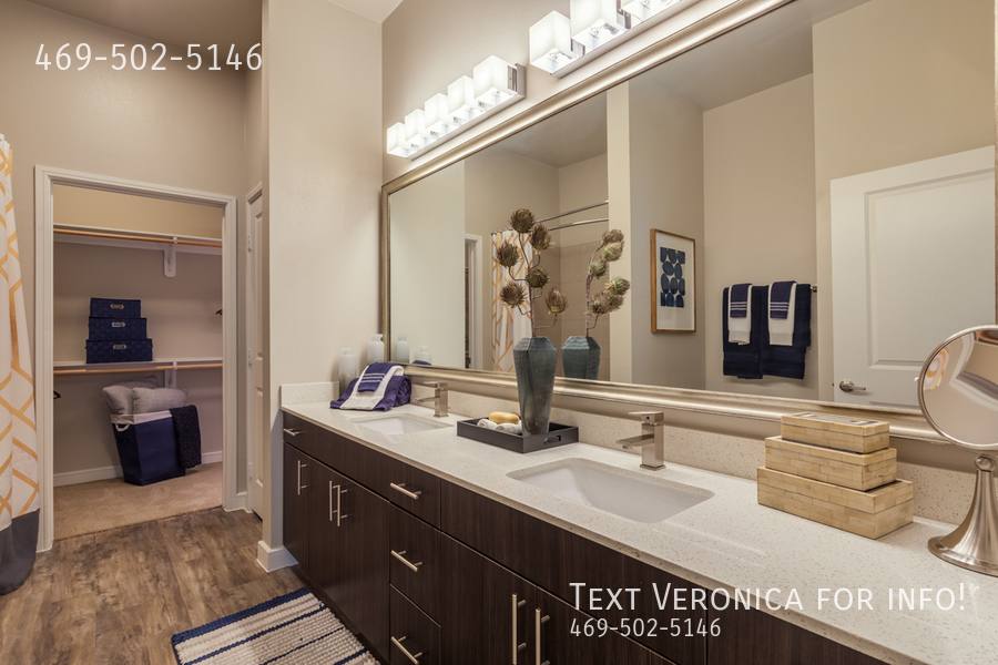 Apartment for rent at 1050 Galatyn Parkway, Richardson, TX 75082