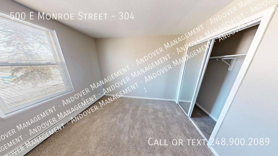 Apartment for rent at 500 E Monroe St, Dundee, MI 48131