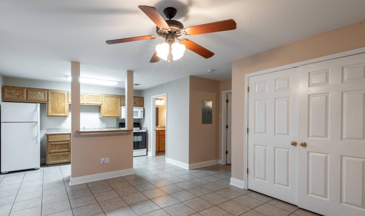 Apartment for rent at 615 Thornhill Dr, Hattiesburg, MS 39401