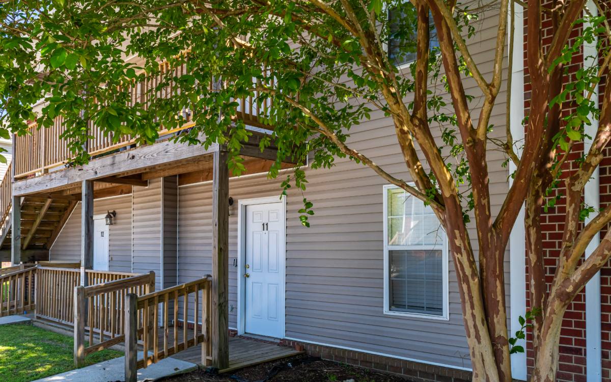 Apartment for rent at 615 Thornhill Dr, Hattiesburg, MS 39401