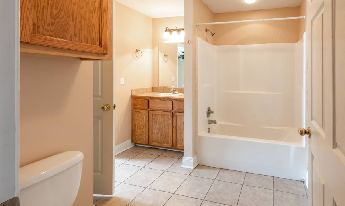 Apartment for rent at 615 Thornhill Dr, Hattiesburg, MS 39401
