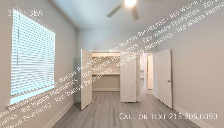 Apartment for rent at 330 E Carson St, San Antonio, TX 78208