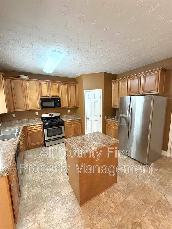 House for rent at 3673 McDaniel Mill Rd, Conyers, GA 30094