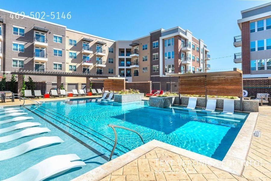 Apartment for rent at 1199 N Broadway St, Carrollton, TX 75006
