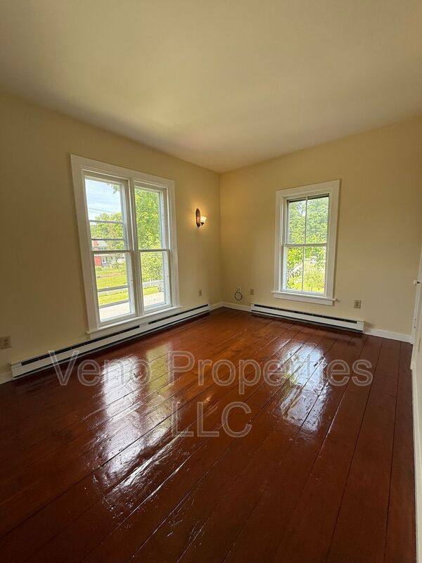 Apartment for rent at 1 Pleasant St #2E, Cambridge, NY 12816