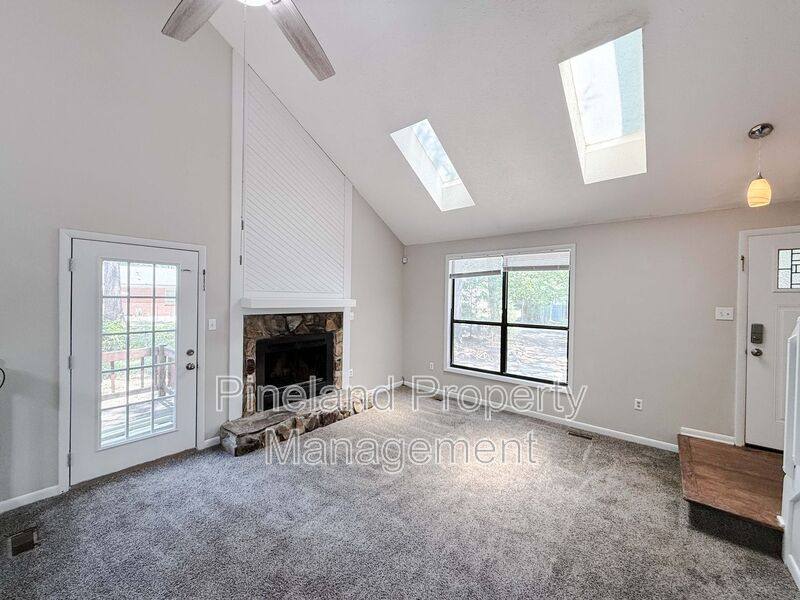 House for rent at 374 Wilder Dr, Fayetteville, NC 28314