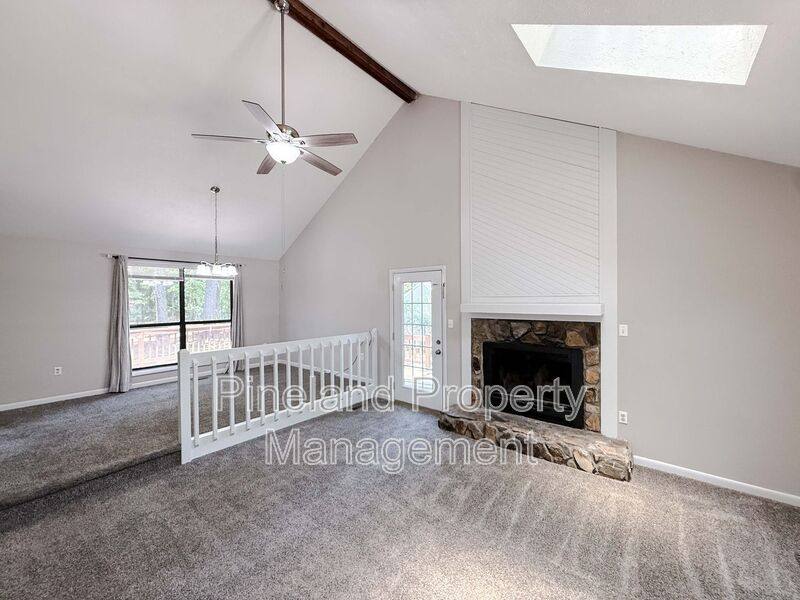 House for rent at 374 Wilder Dr, Fayetteville, NC 28314
