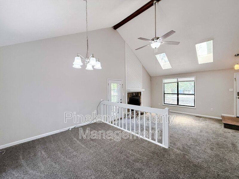 House for rent at 374 Wilder Dr, Fayetteville, NC 28314