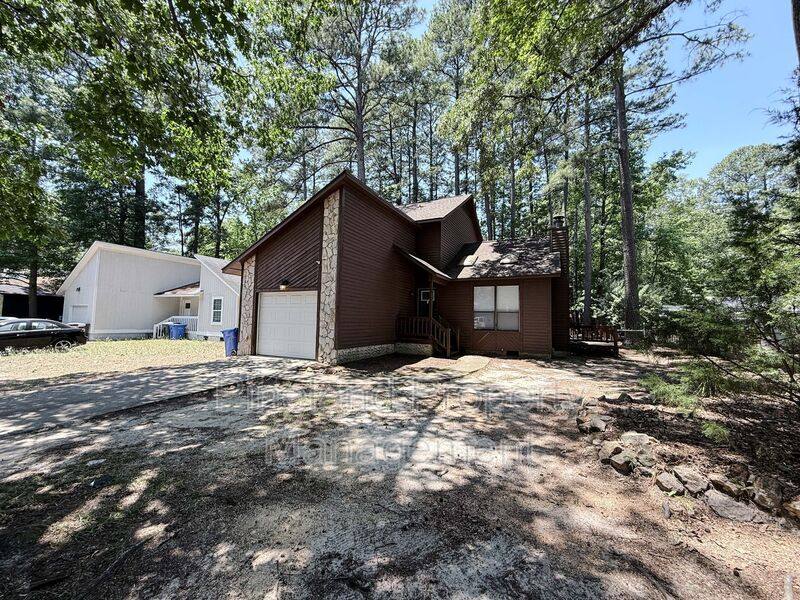 House for rent at 374 Wilder Dr, Fayetteville, NC 28314