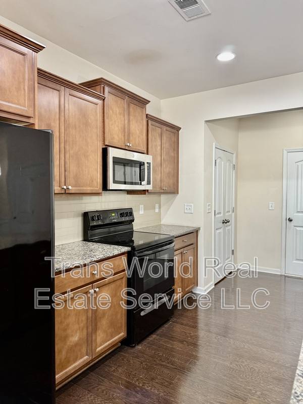Townhouse for rent at 257 Centerview Way #1, Lawrenceville, GA 30046
