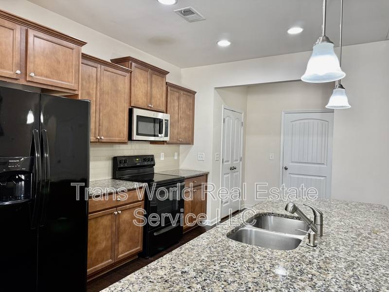 Townhouse for rent at 257 Centerview Way #1, Lawrenceville, GA 30046