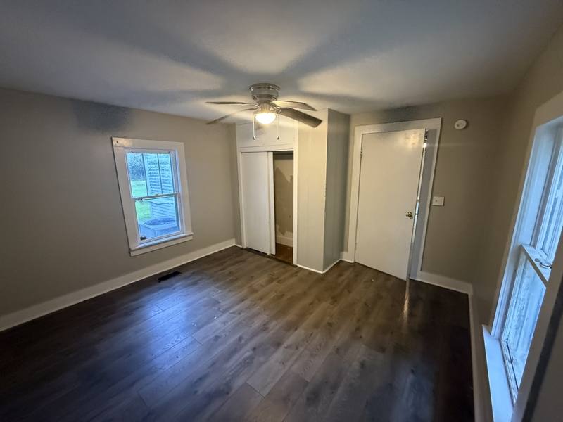 House for rent at 211 W Rasch Rd, Florence, AL 35633