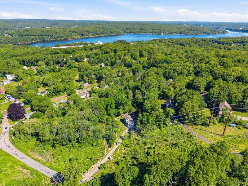 House for rent at 62 Terry Rd, Gales Ferry, CT 06335