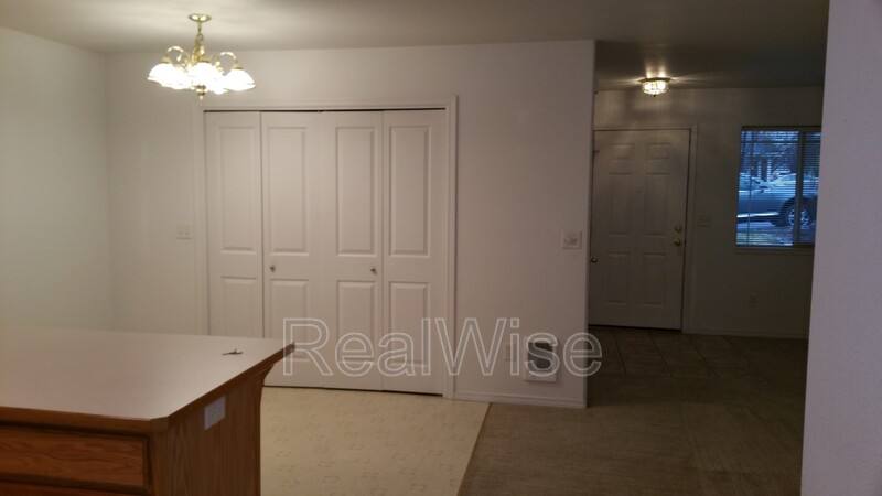 House for rent at 933 NE Hidden Valley Dr, Bend, OR 97701