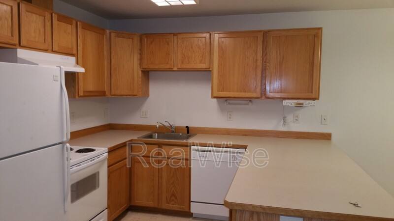 House for rent at 933 NE Hidden Valley Dr, Bend, OR 97701