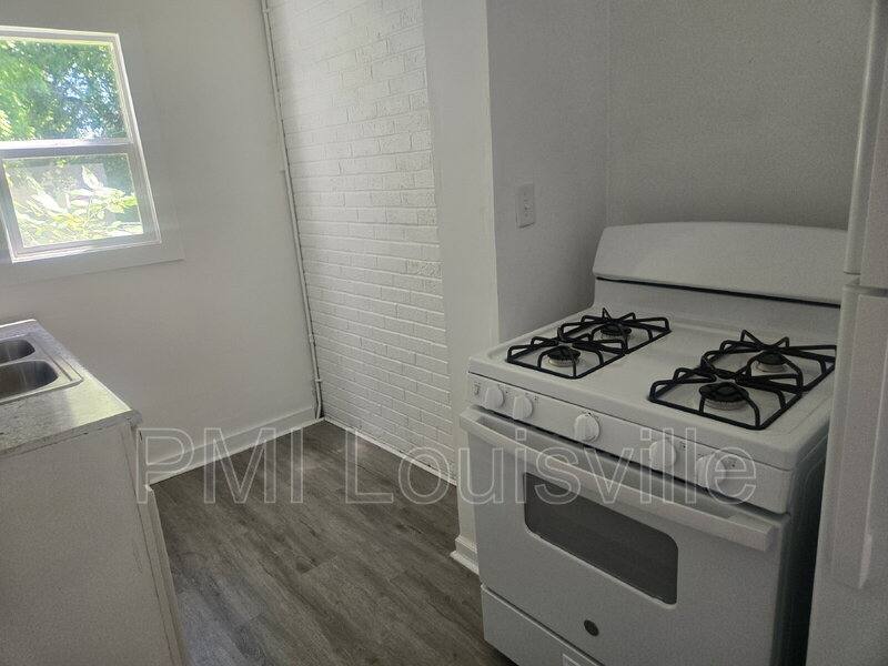 Apartment for rent at 4018 Vermont Ave #1, Louisville, KY 40211