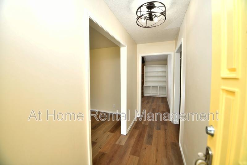 House for rent at 401 N Fir Place, Broken Arrow, OK 74012
