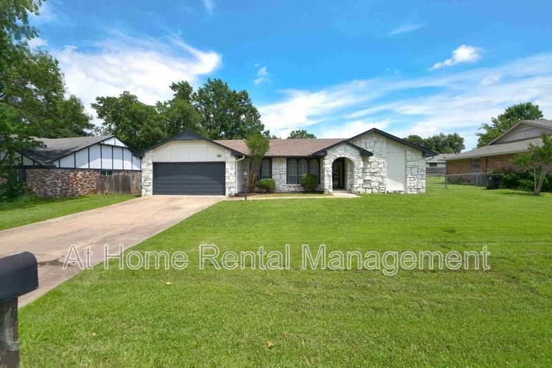 House for rent at 401 N Fir Place, Broken Arrow, OK 74012