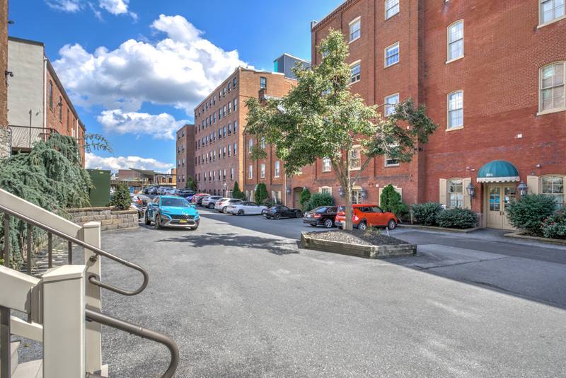 Condo for rent at 247 N Shippen St #410, Lancaster, PA 17602