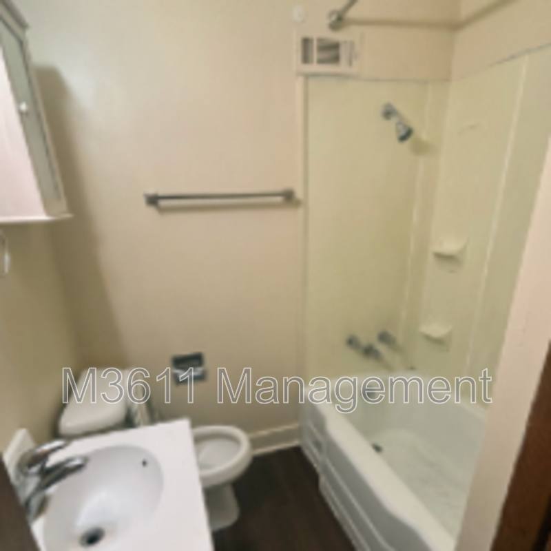 Apartment for rent at 334 N 33rd #2, Lincoln, NE 68503