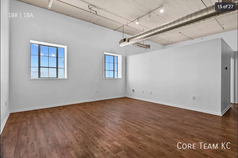 Apartment for rent at 320 W 7th St, Kansas City, MO 64105