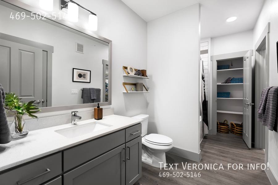 Apartment for rent at 7870 US-290 Highway W, Austin, TX 78736
