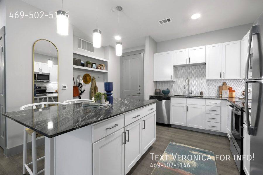 Apartment for rent at 7870 US-290 Highway W, Austin, TX 78736