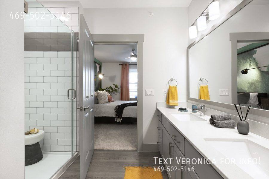 Apartment for rent at 7870 US-290 Highway W, Austin, TX 78736