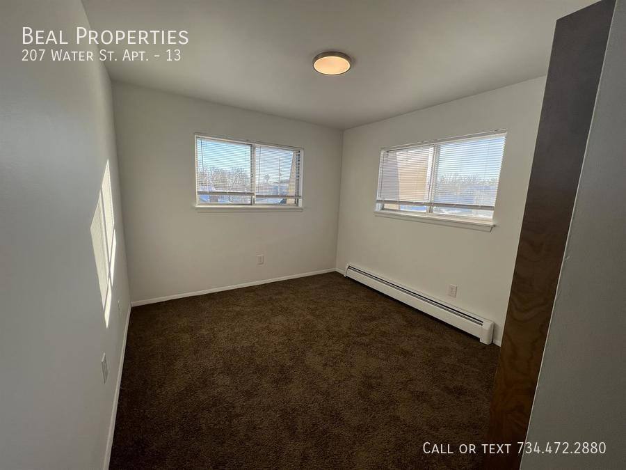 Apartment for rent at 207 Water St, Brooklyn, MI 49230