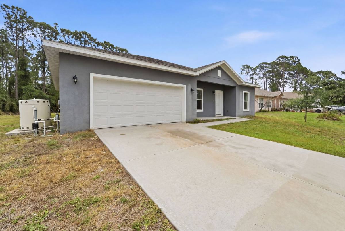 House for rent at 983 Pyracantha St, Palm Bay, FL 32907
