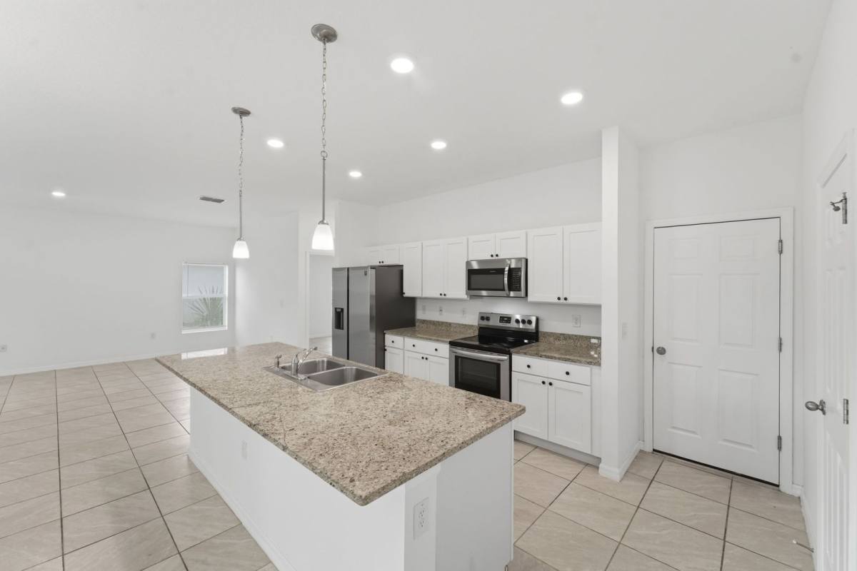House for rent at 983 Pyracantha St, Palm Bay, FL 32907