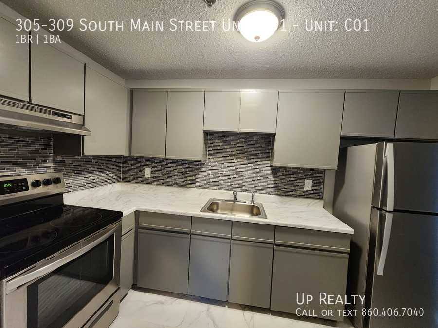 Apartment for rent at 305-309 S Main St, Middletown, CT 06457