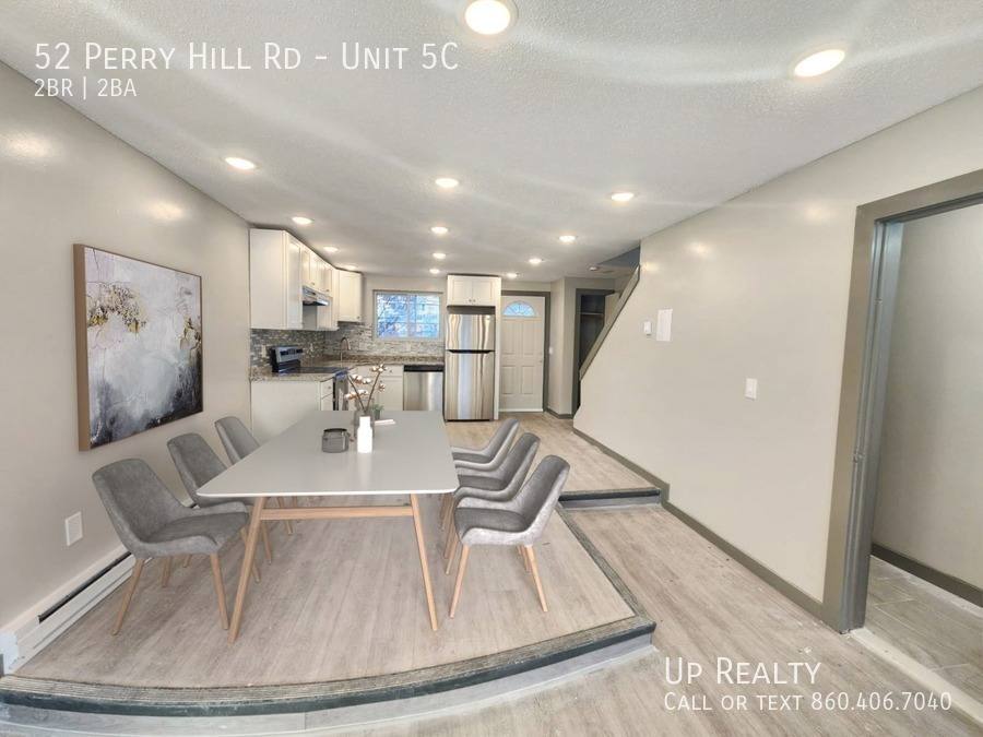 Apartment for rent at 52 Perry Hill Rd, Ashford, CT 06278