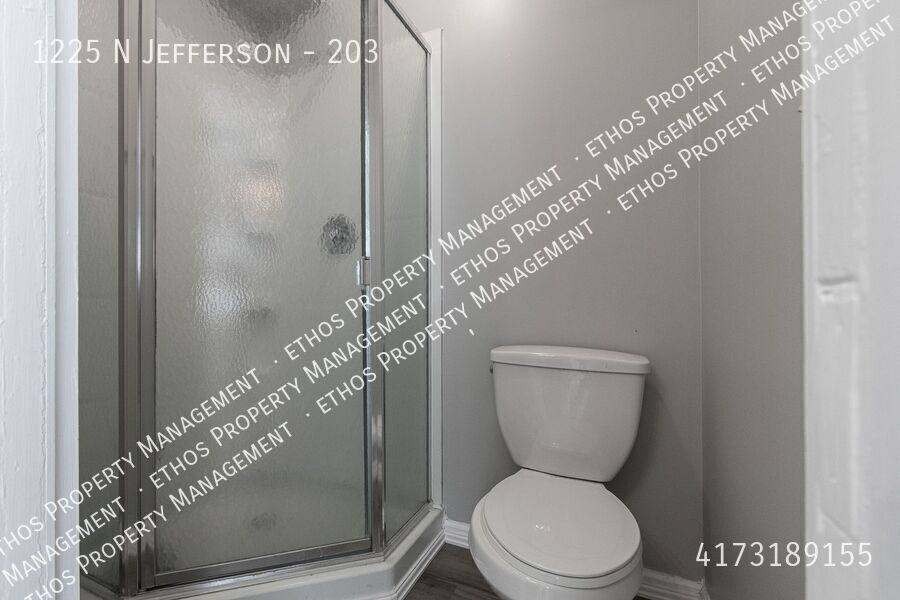 Apartment for rent at 1225 N Jefferson #203, Springfield, MO 65802