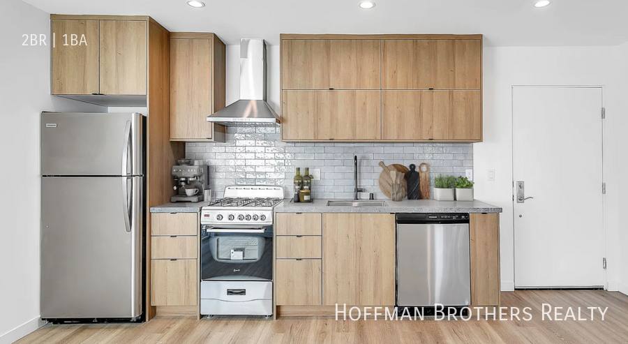 Apartment for rent at 233 Rosemont Ave #3, Los Angeles, CA 90026