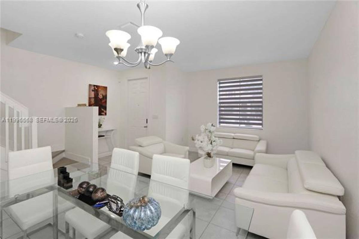 Townhouse for rent at 10628 W 33rd Way, Hialeah, FL 33018