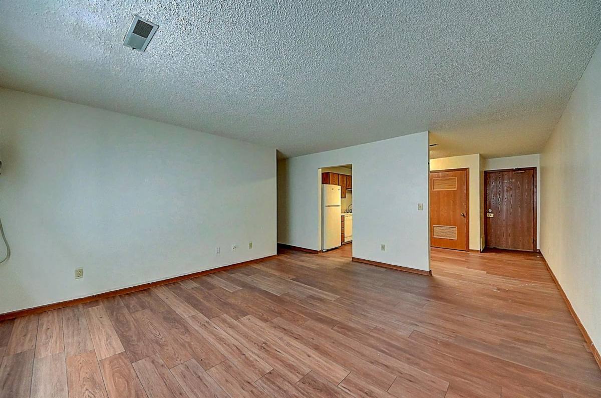 Apartment for rent at 34 Lincoln Ave #12, Iowa City, IA 52245