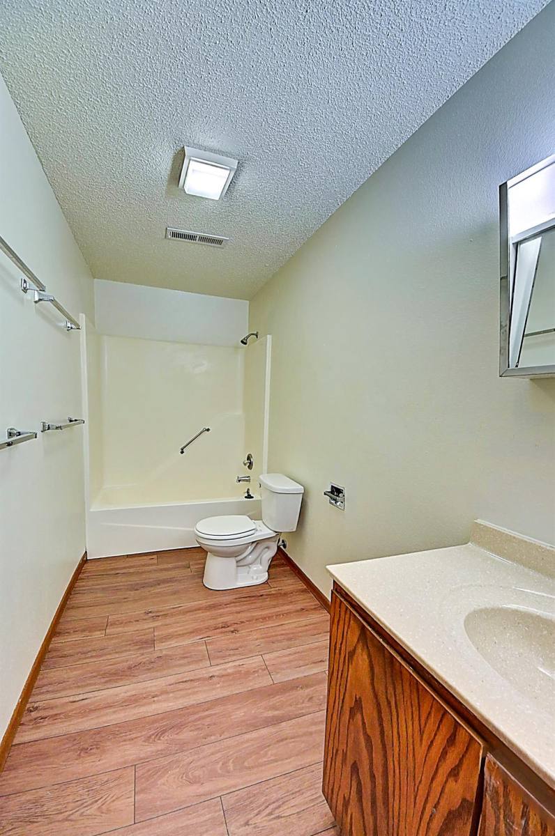 Apartment for rent at 34 Lincoln Ave #12, Iowa City, IA 52245