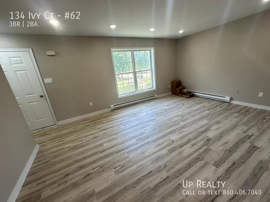 Apartment for rent at 134 Ivy Court #62, Groton, CT 06340