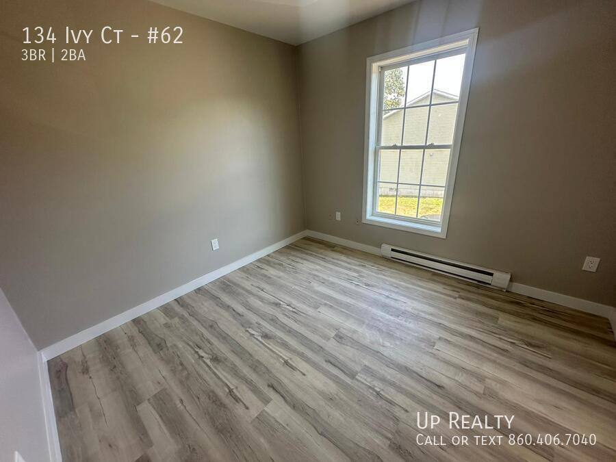 Apartment for rent at 134 Ivy Court #62, Groton, CT 06340