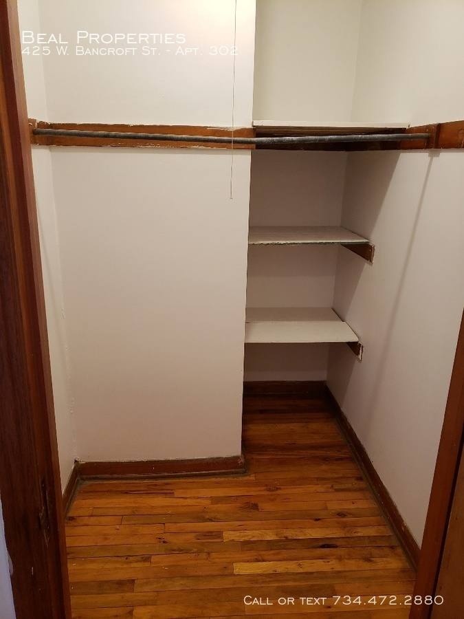 Apartment for rent at 425 W Bancroft St, Toledo, OH 43620