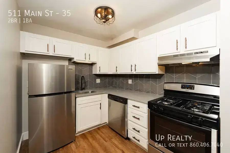 Apartment for rent at 511 Main St #35, West Haven, CT 06516