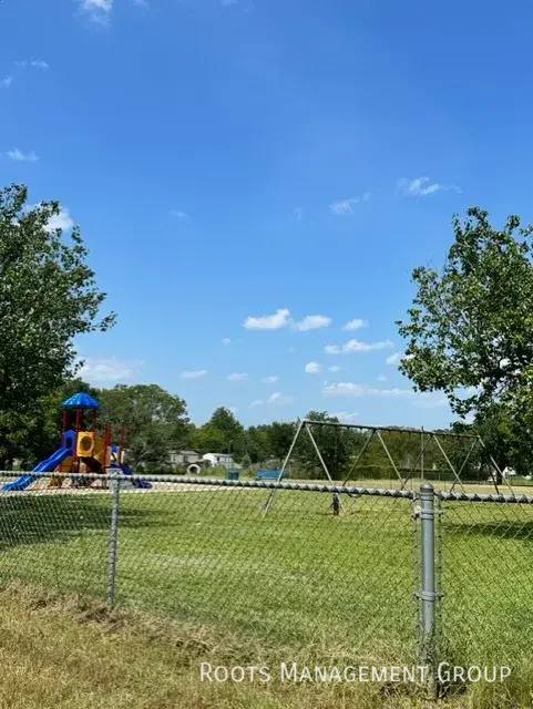 Apartment for rent at 2710 W Oakridge #4, Albany, GA 31721