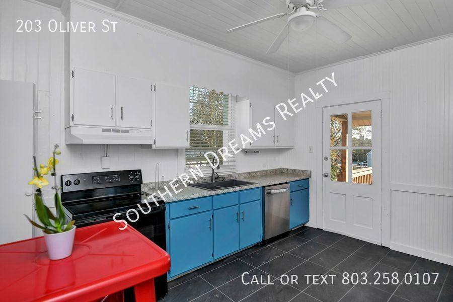 House for rent at 203 Oliver St, West Columbia, SC 29169