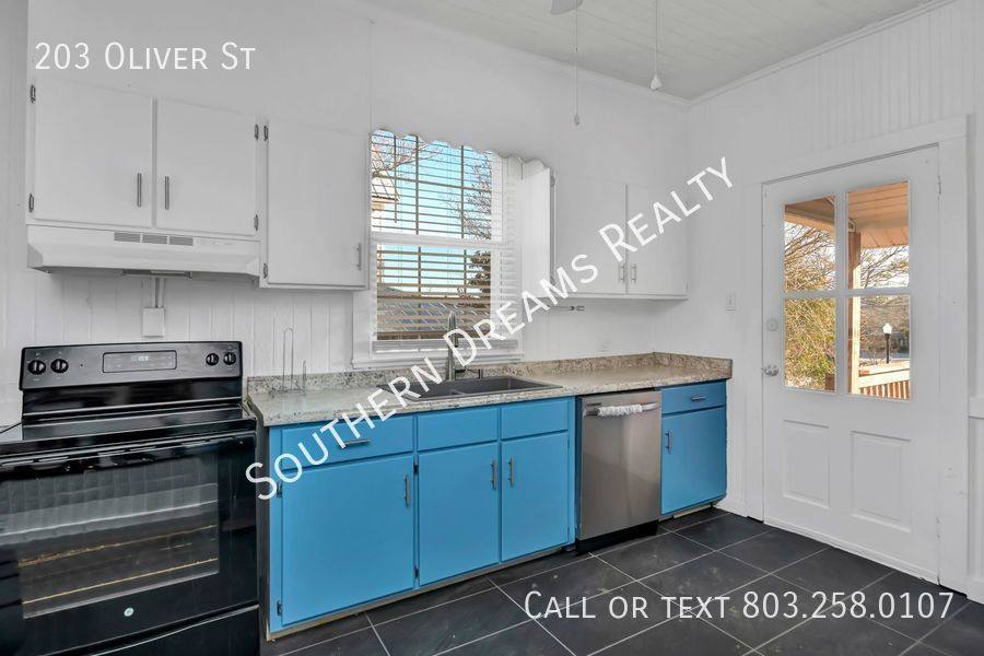 House for rent at 203 Oliver St, West Columbia, SC 29169