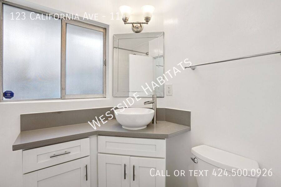 Apartment for rent at 123 California Ave #114, Santa Monica, CA 90403
