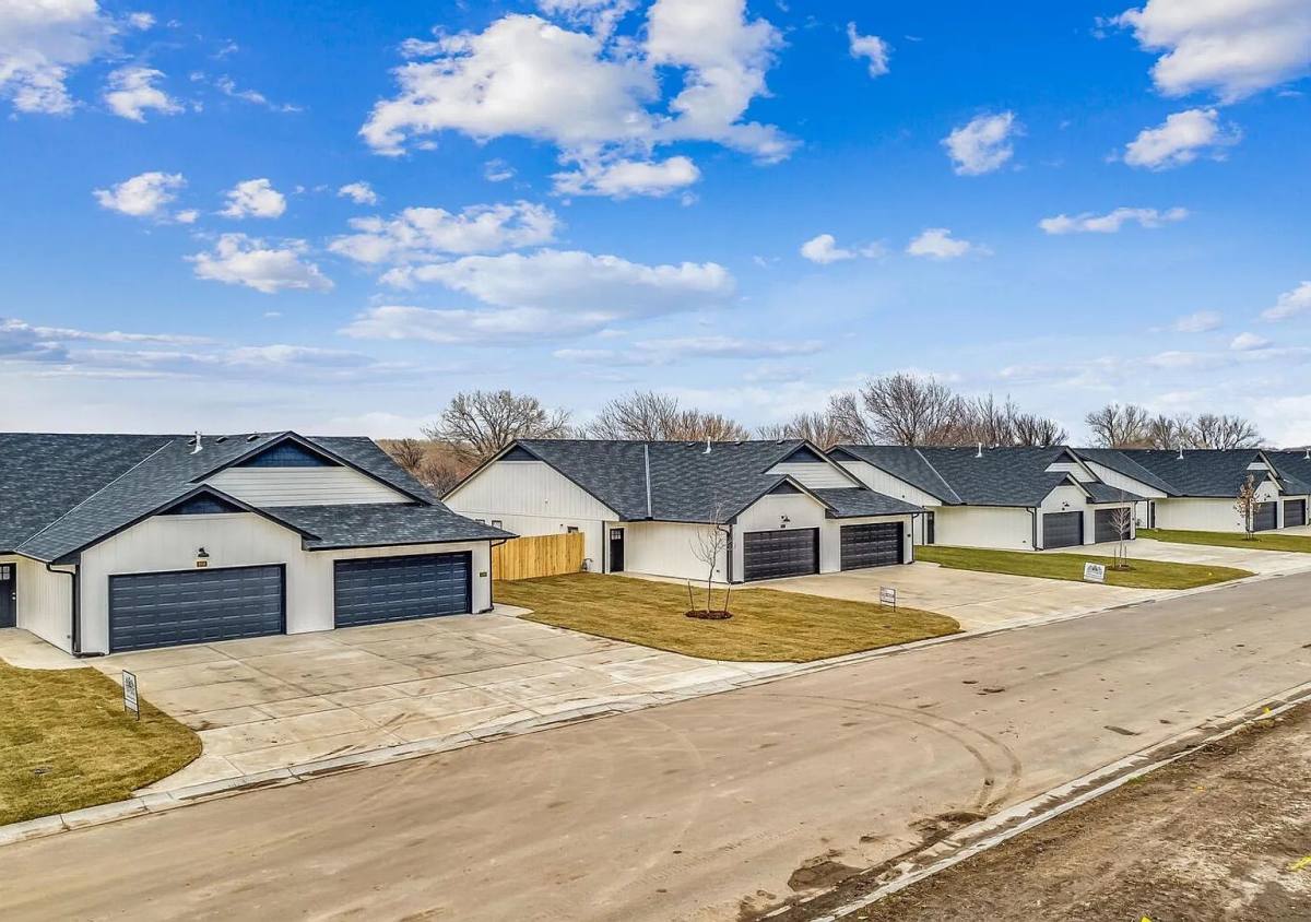 Townhouse for rent at 3606 W 45th St S, Wichita, KS 67217