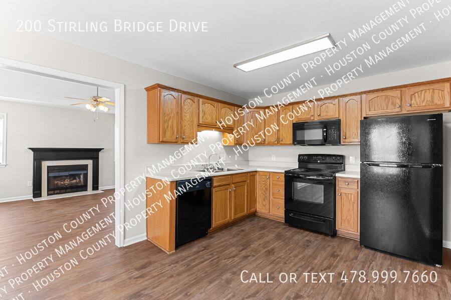 House for rent at 200 Stirling Bridge Dr, Warner Robins, GA 31088