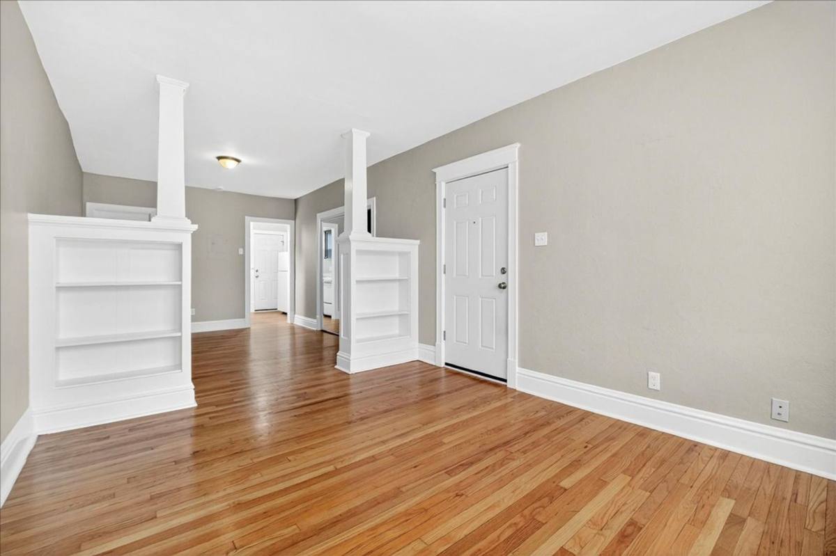 Apartment for rent at 3918 Hereford St, Saint Louis, MO 63109