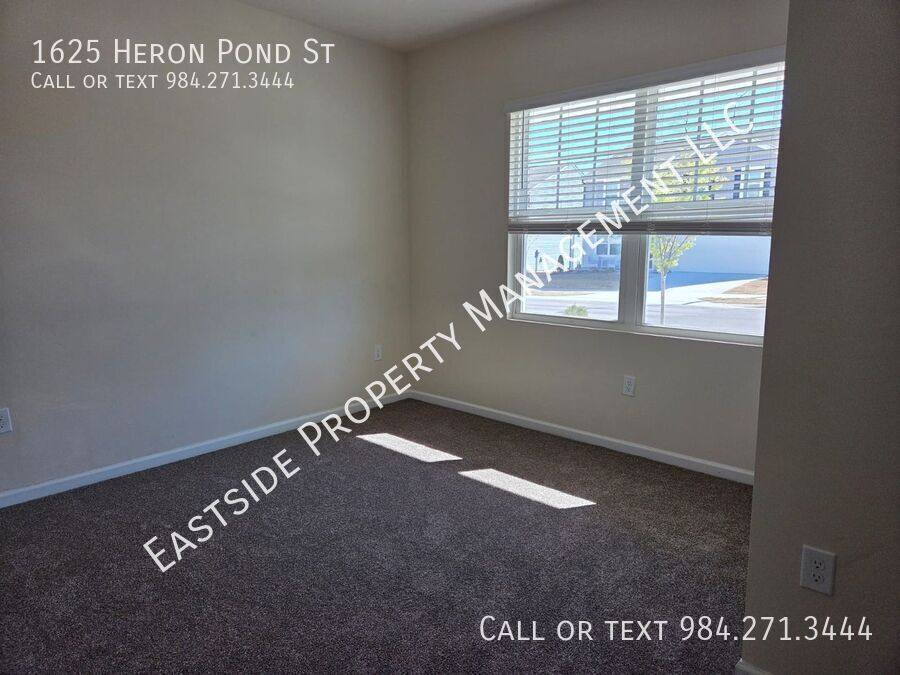 House for rent at 1625 Heron Pond St, Raleigh, NC 27604